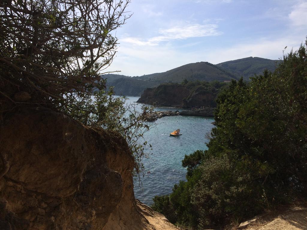 Casa Le Agavi Hotel Portoferraio Ngoại thất bức ảnh